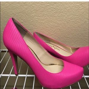 Jessica Simpson heels